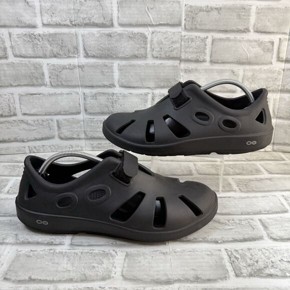 OOFOS Oocandoo Men's Size 12 Black Slip On Comfort Recovery Adjustable Sandals - Picture 1 of 11